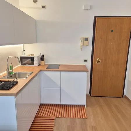 Mini Con Garage A 5 Min Da Fiera E Autostrada Apartmán